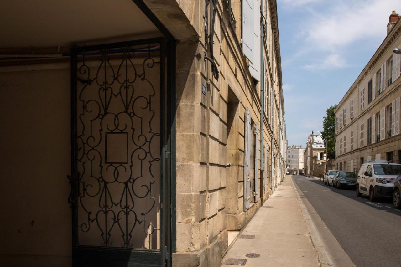 Grand Studio Zen Dans L'Hyper Centre De Poitiers Appartamento Esterno foto